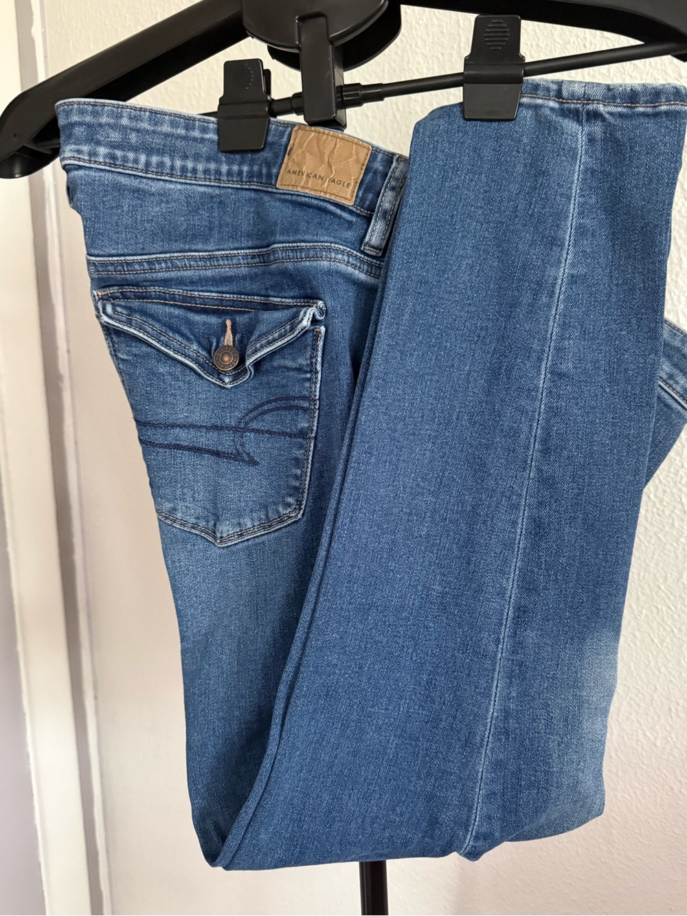 American Eagle Outfitters Women's Skinny Jeans - Medium Blue Wash